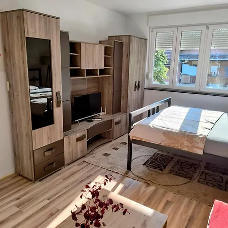 Appartement 2 *