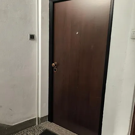 Apartamento 2 *